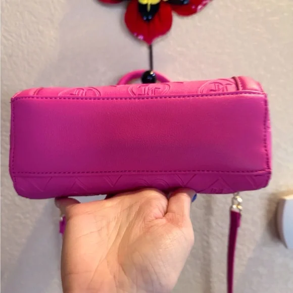 Juicy Couture Girls Night Out Mini Tote Purse Hot Pink - Picture 3 of 5